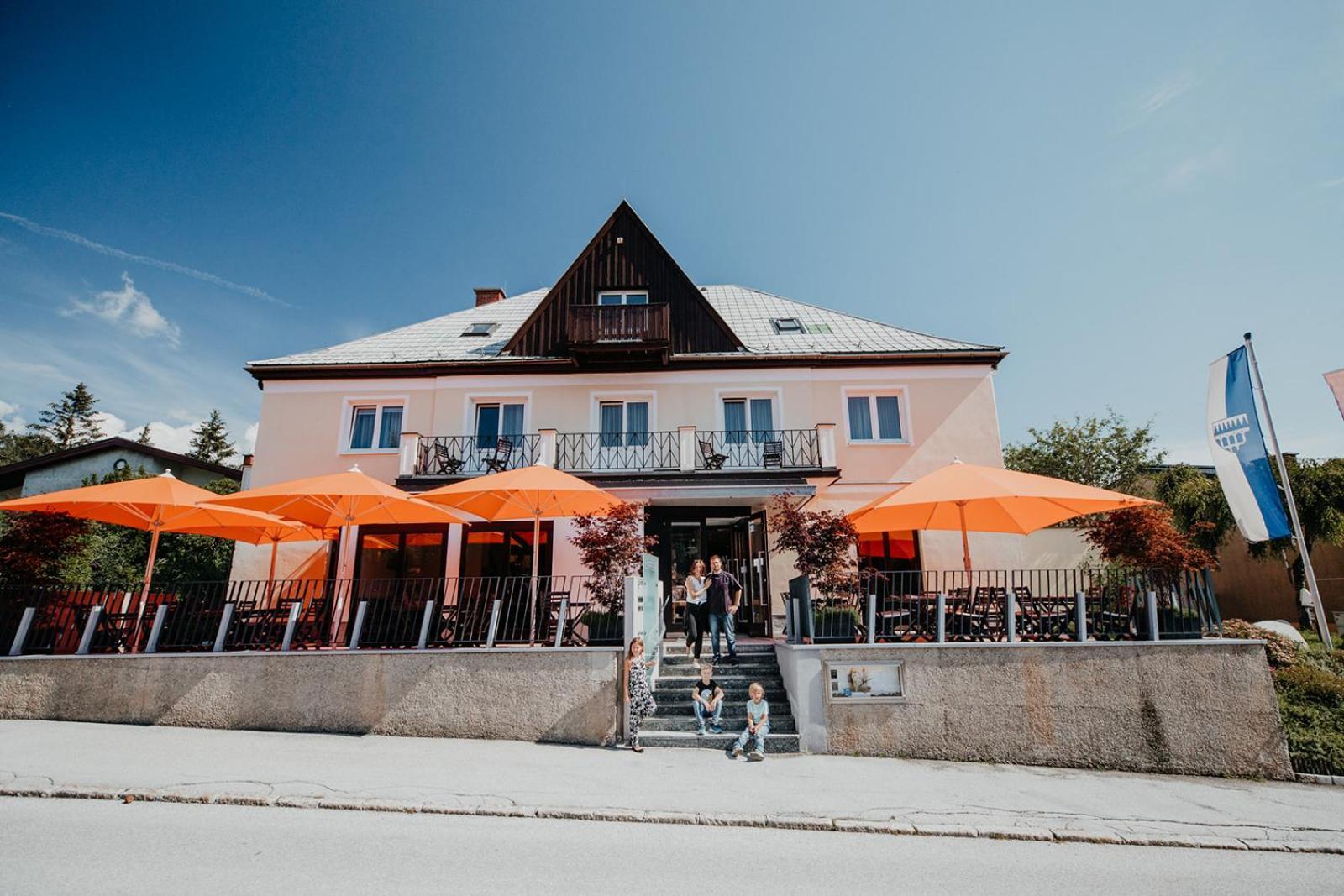 Der Loeffler Am Semmering Bed&Breakfast Bagian luar foto