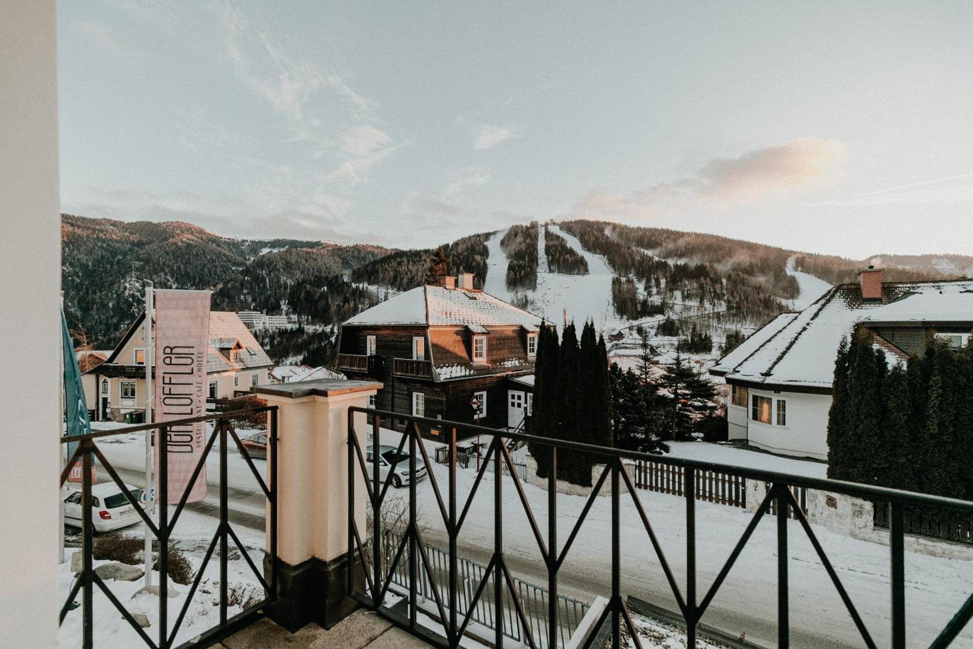Der Loeffler Am Semmering Bed&Breakfast Bagian luar foto