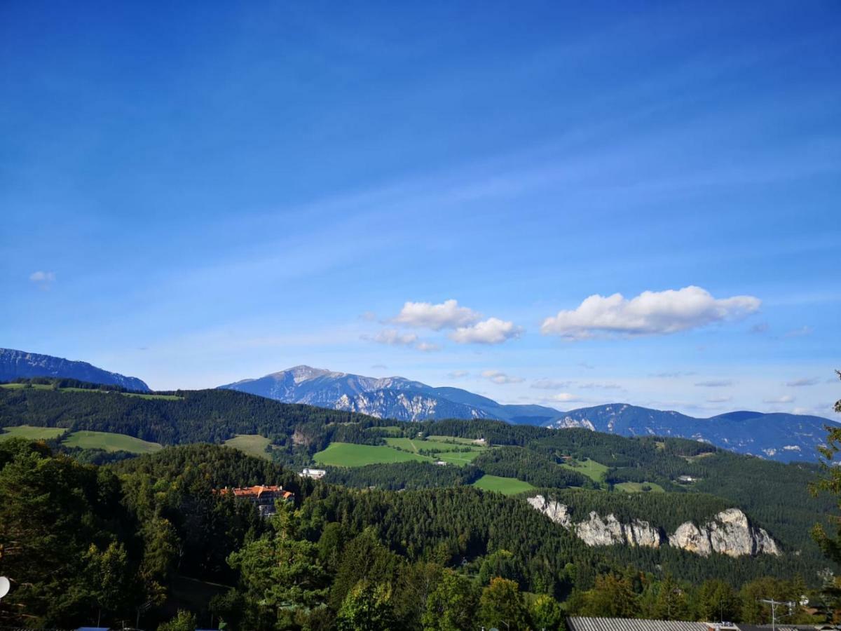 Der Loeffler Am Semmering Bed&Breakfast Bagian luar foto